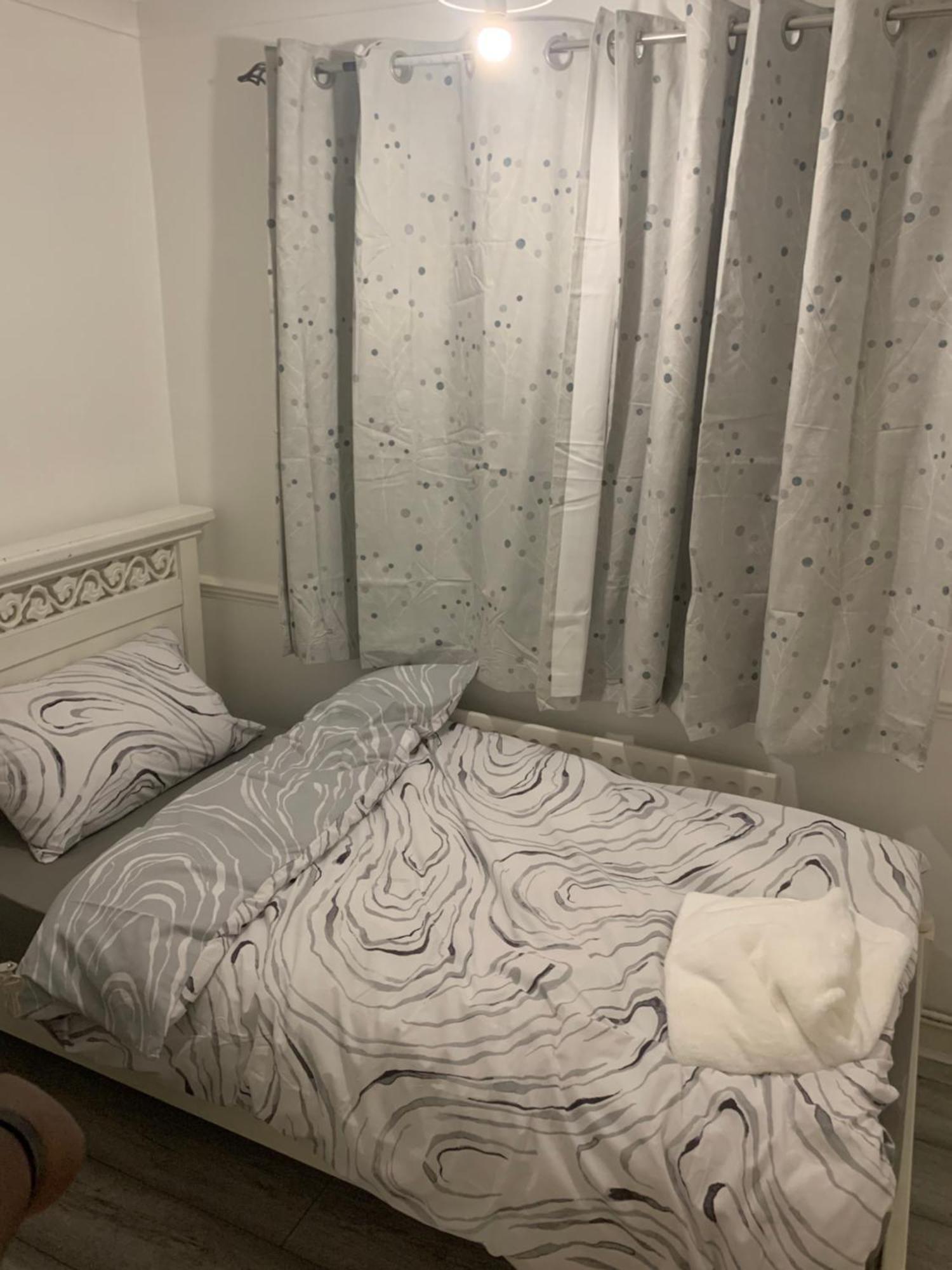 At Apex House Single Room Horndon-on-the-Hill Eksteriør bilde